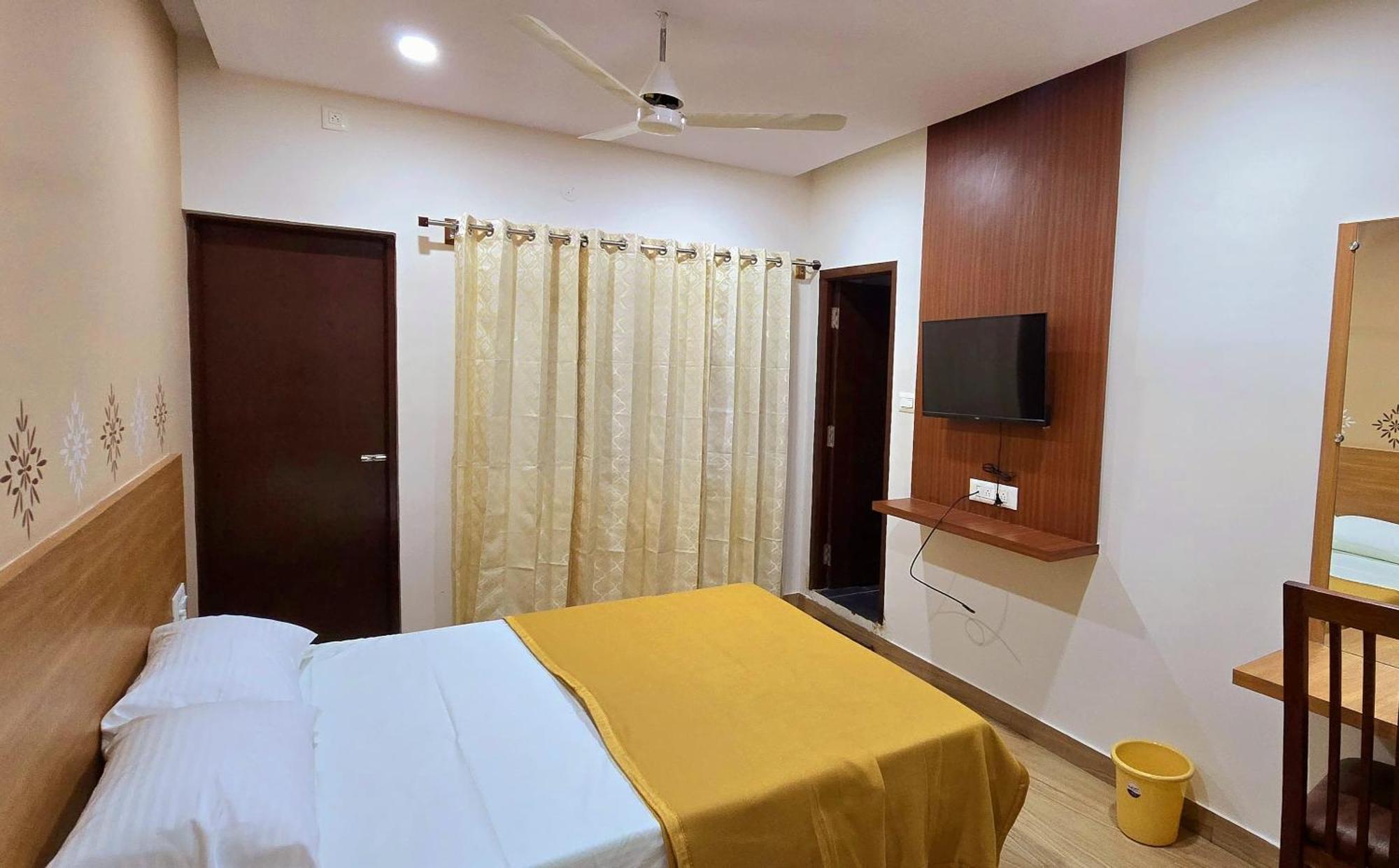 Hotel Nandan Residency Mysuru Zewnętrze zdjęcie